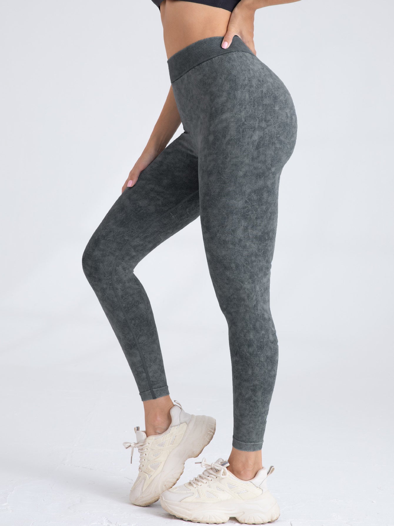 V-Back Scrunch Butt Seamless Yoga Licious Leggings