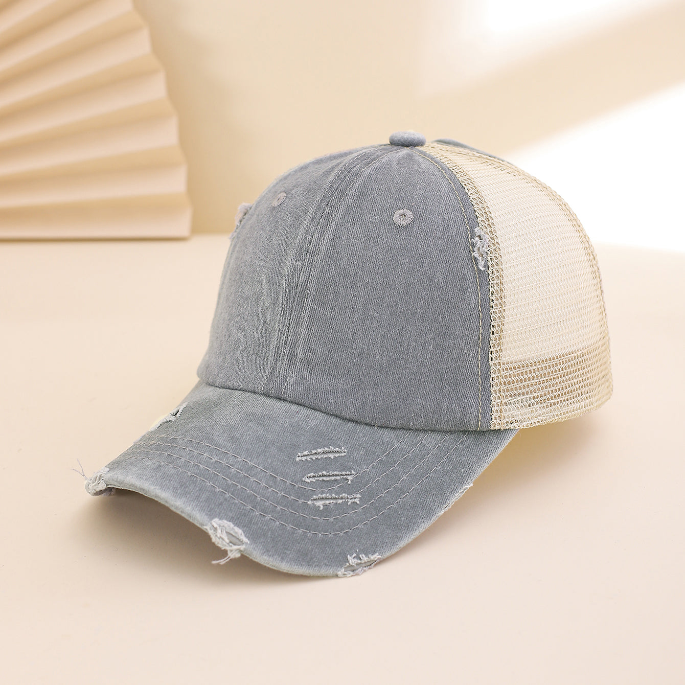 Distressed Washed Mesh Baseball Cap – Frayed Unisex Hat for Outdoor & Daily Wear