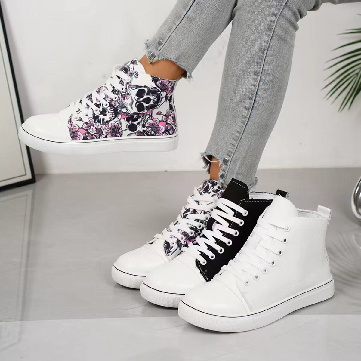 Women's High-Top Canvas Sneakers – Lace-Up Casual Flat Shoes