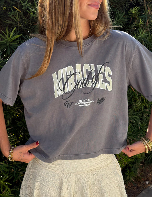 Playera Corta para Mujer "Dios de Milagros"