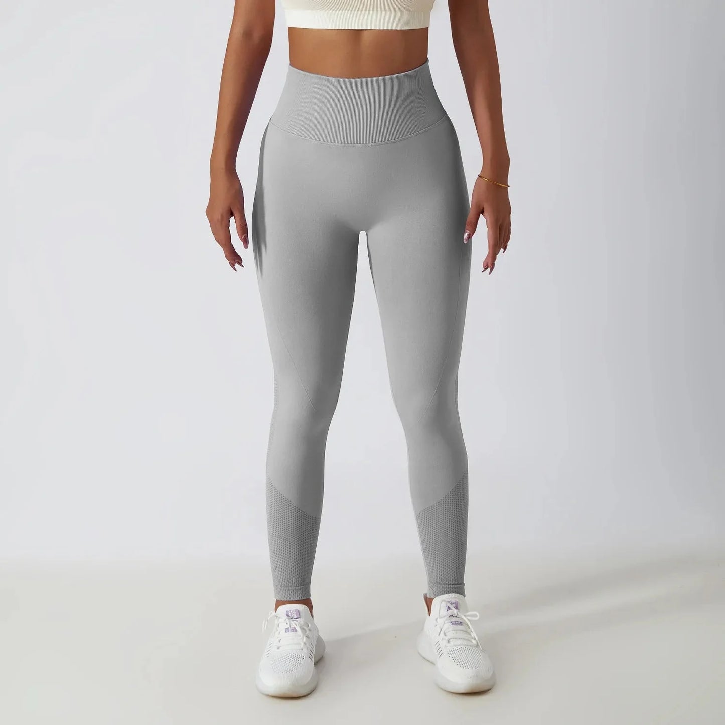 Seamless Ribbed Yoga Leggings – Tummy Control Fit